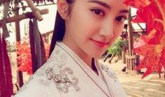 娱乐吃瓜君 景甜,娱乐圈的甜蜜瓜果，揭秘她的星途历程